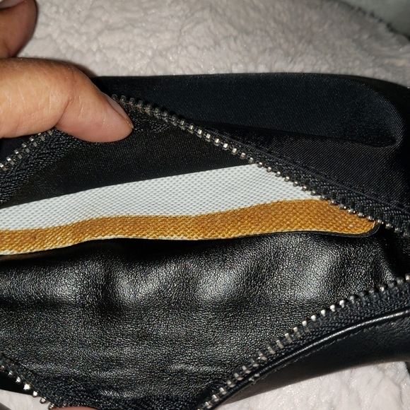 NEW- Style & Co Black Waist Pack/ Fanny Pack, Nylon, Sz Medium - Picture 6 of 6